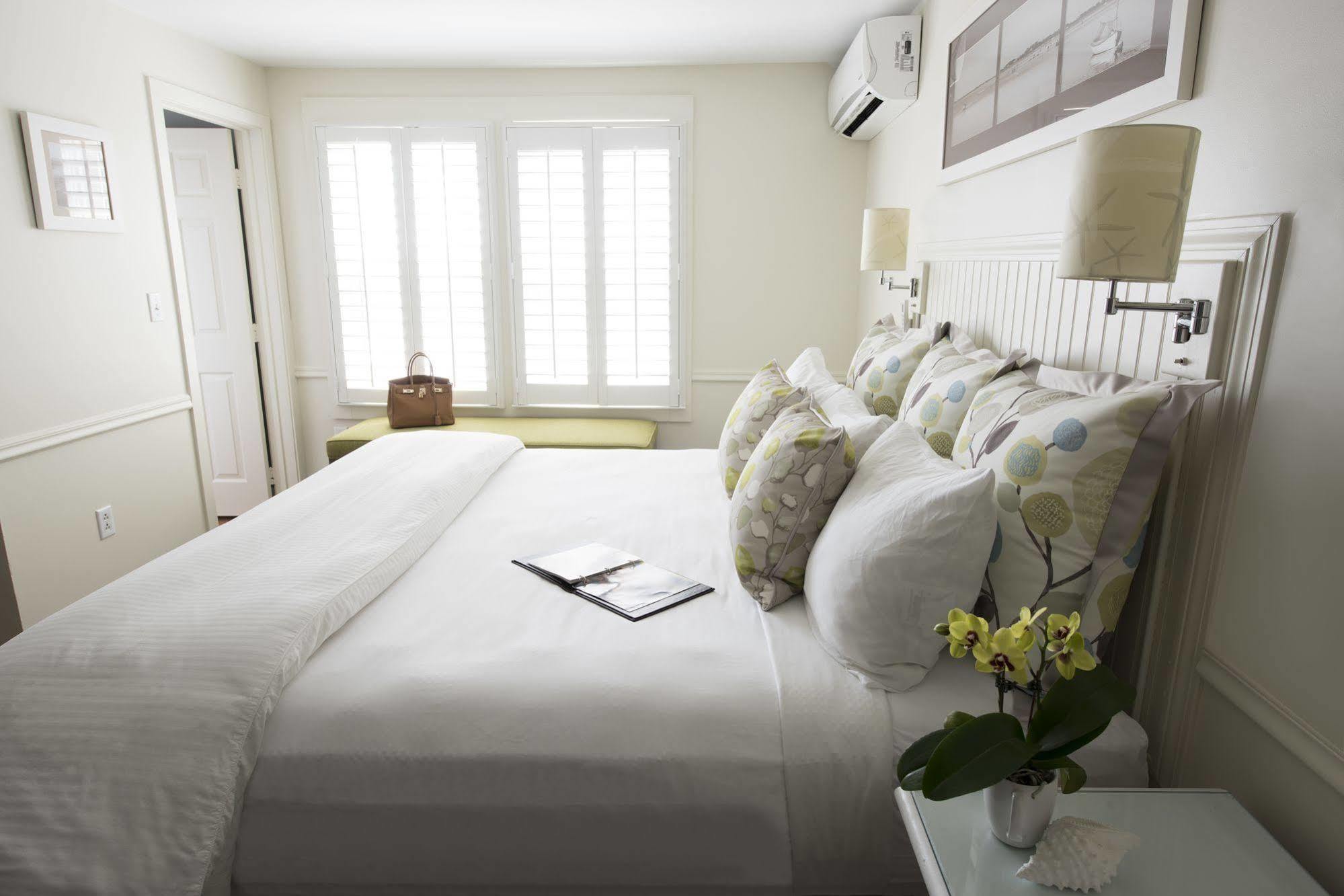 Vineyard Square Hotel And Suites Edgartown Exterior foto